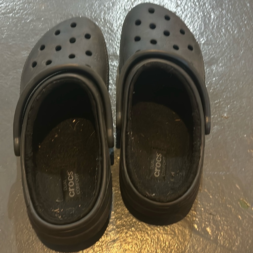 Men’s lined black croc